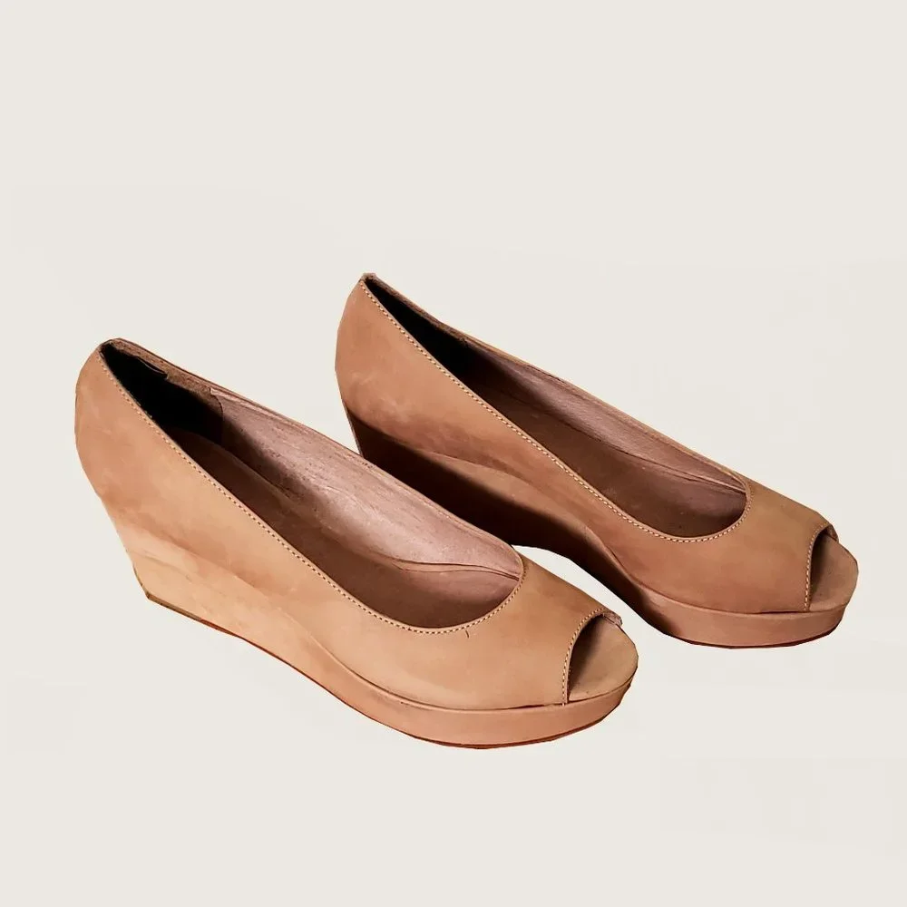 KORS Michael Kors Peep Toe Wedges - Picture 3 of 12